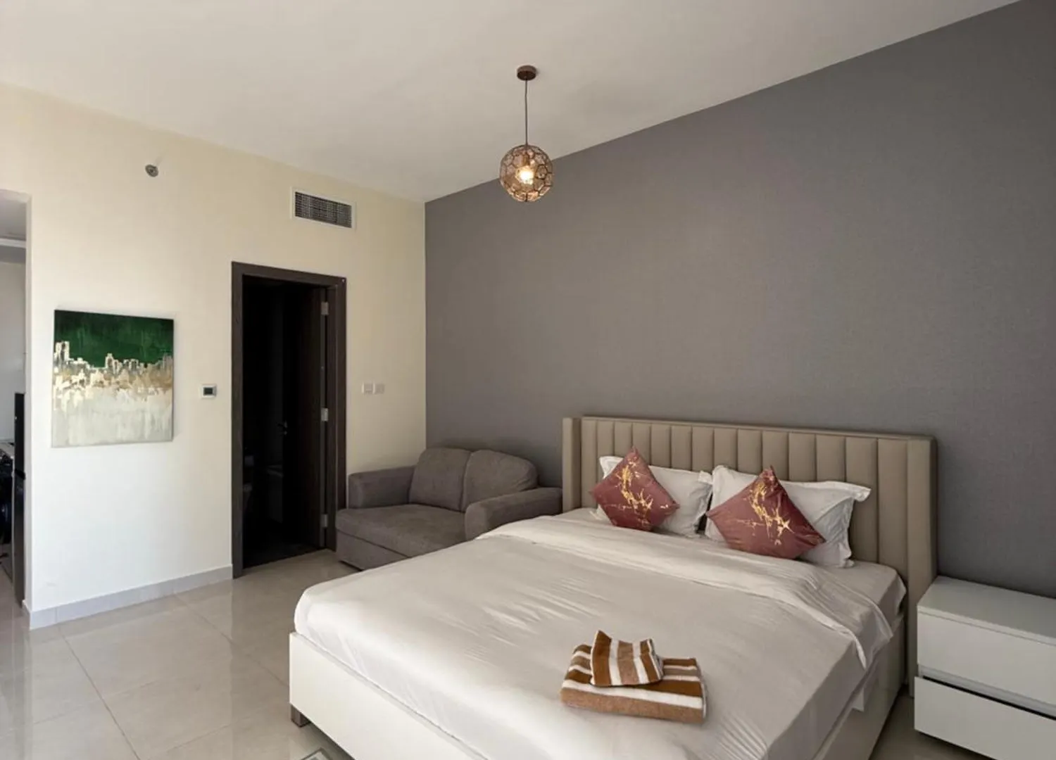 One Click Apartment Dubai